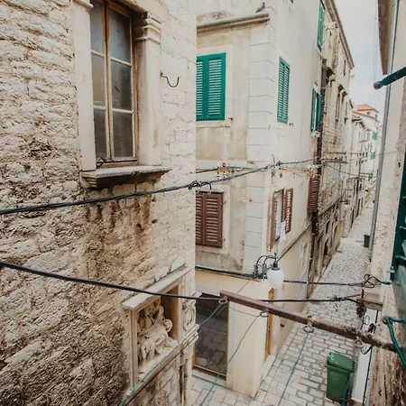 Old Town Апартаменты *