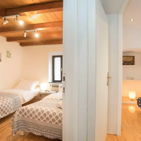 Old Town Apartamento *